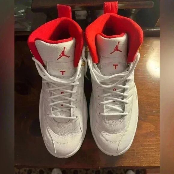 Jordan 12 Retro FIBA 2019 Men’s 7/ Women’s 8.5 - Picture 5 of 10